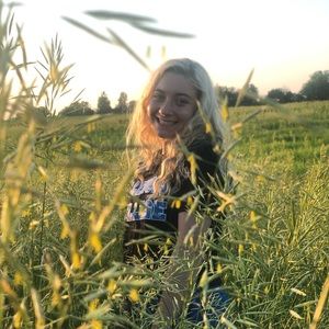 Meet your Posher, Brianna